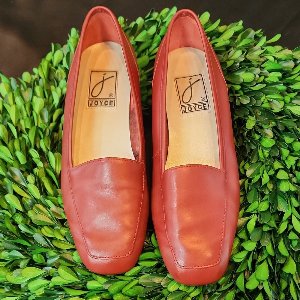 Joyce Style Ladies Leather Brick Red Slip On Flats Size 7.5 Wide